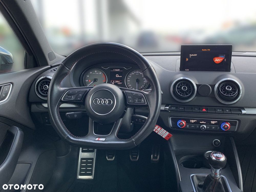Audi S3 Sportback - 11