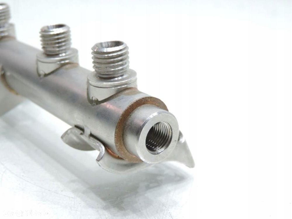 LISTWA WTRYSKOWA BMW E81 E87 2.0 7562474 - 6