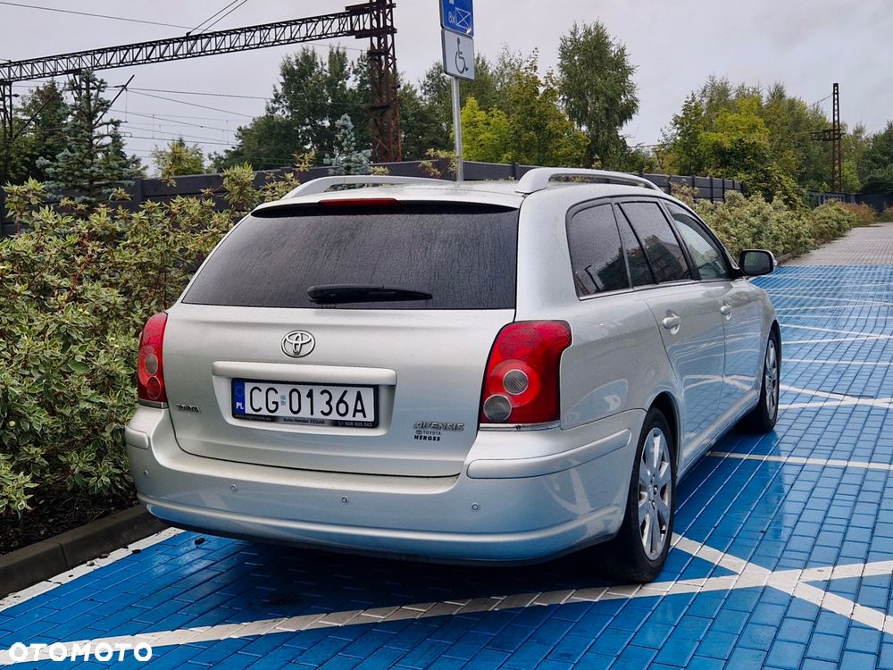 Toyota Avensis 2008 photo 5