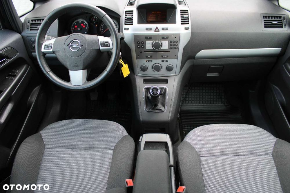 Opel Zafira - 22