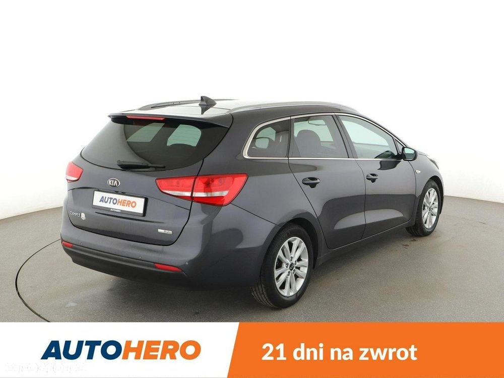 Kia Ceed 1.6 GDI ISG Dream-Team Edition - 7