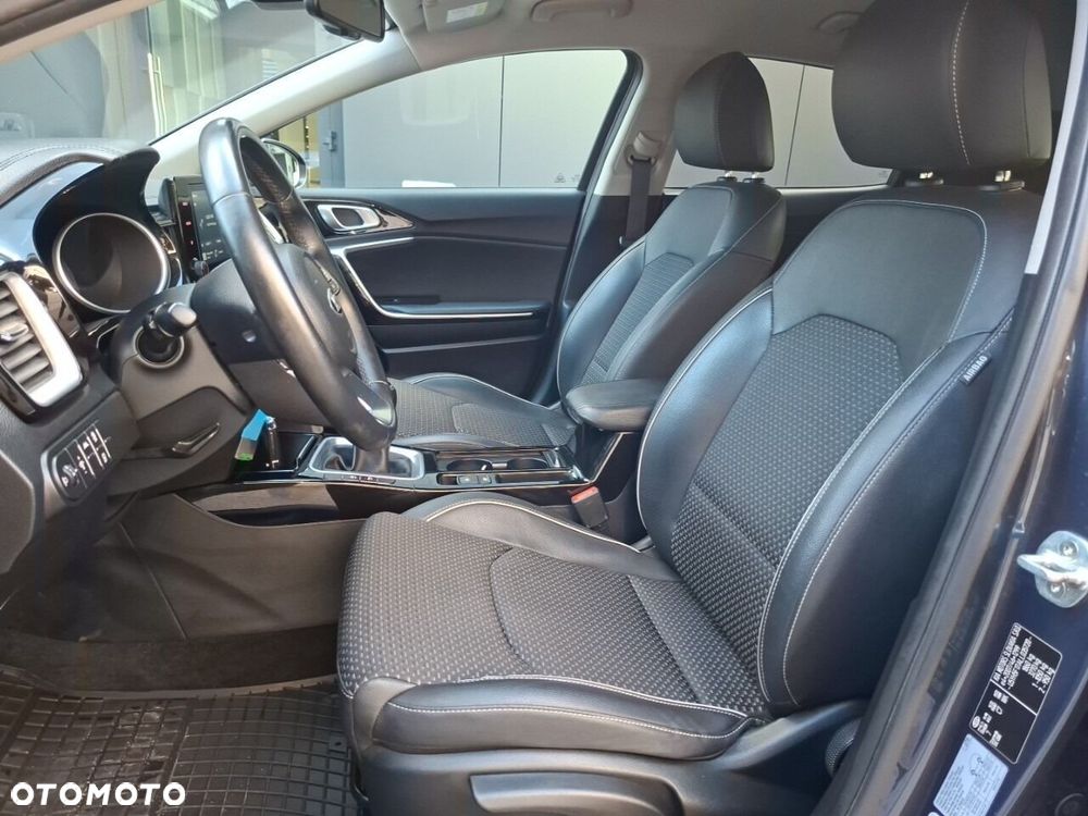 Kia XCeed 1.6 T-GDI L - 10