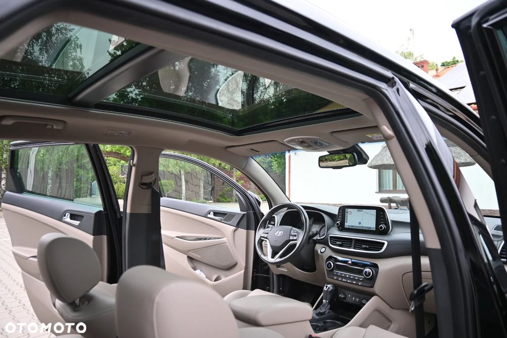 Hyundai Tucson 2.0 CRDi Premium 4WD - 28