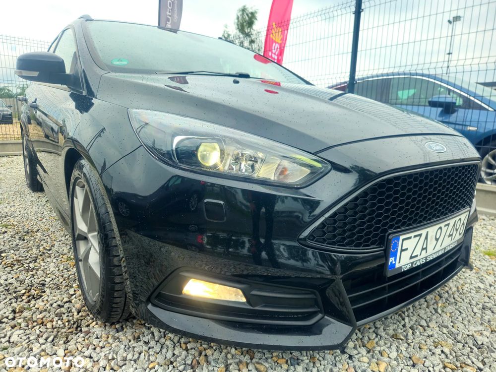 Ford Focus 2.0 TDCi ST - 18