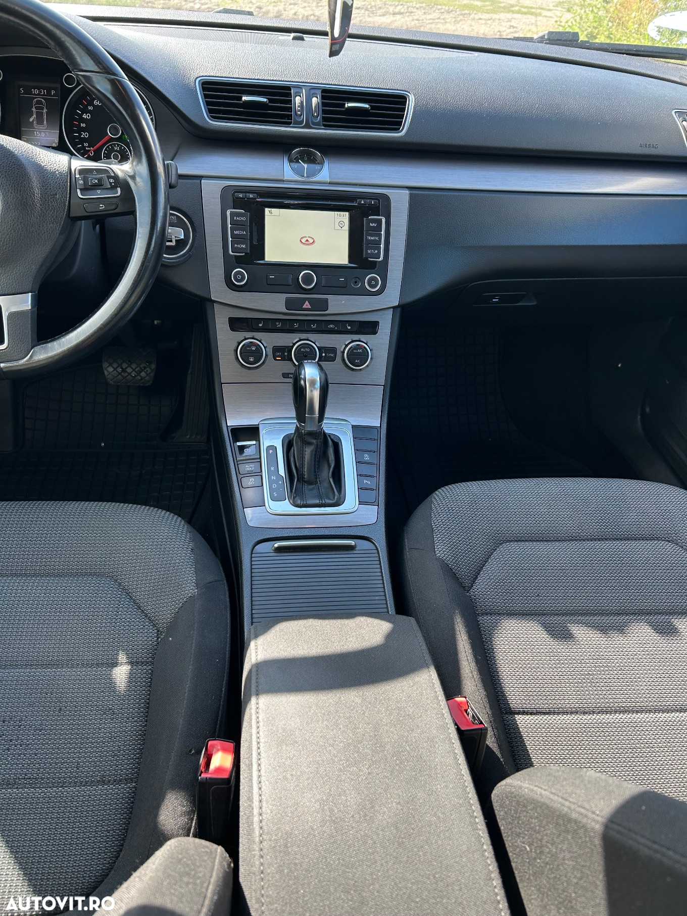 Volkswagen Passat Variant 2.0 Blue TDI DSG SCR Comfortline - 18