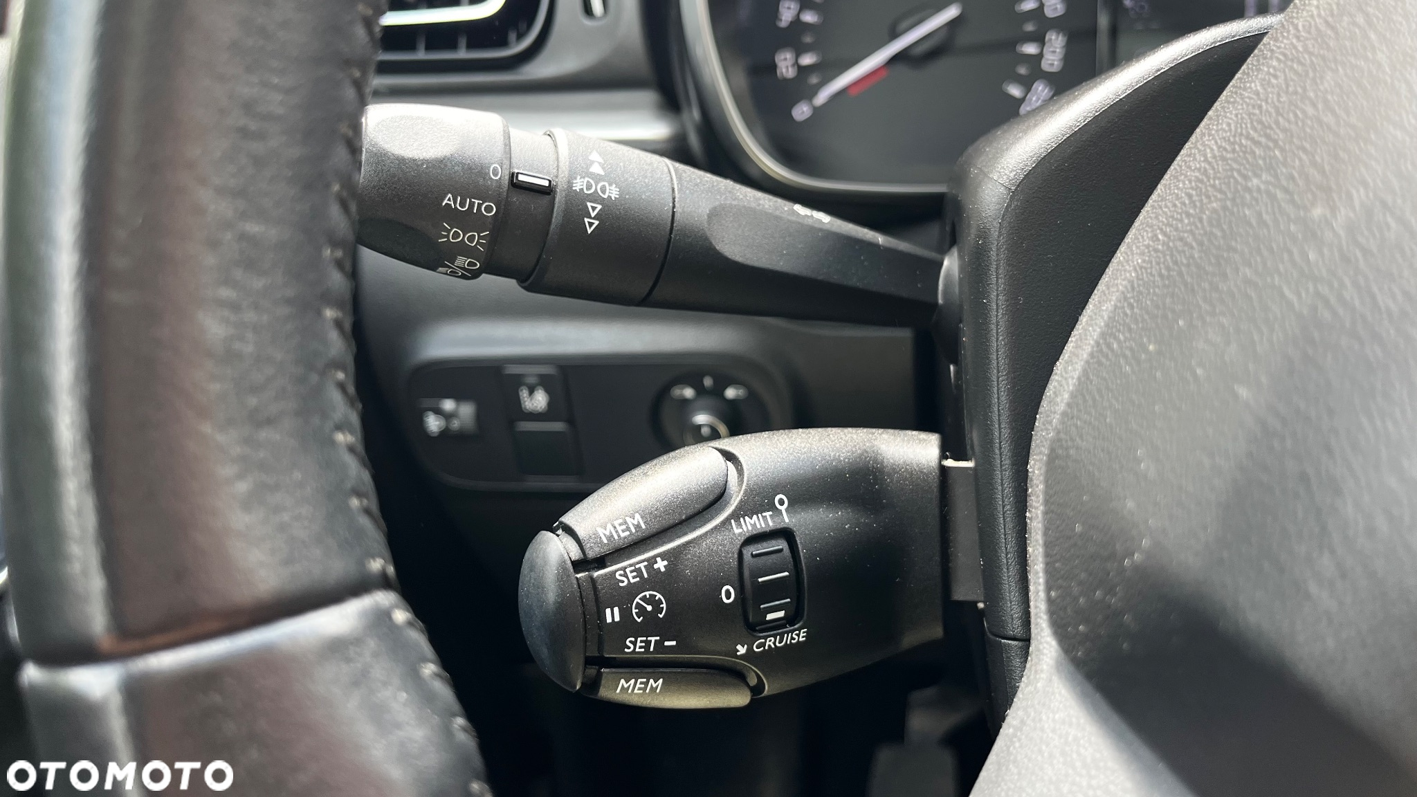 Citroën C3 1.6 BlueHDi Shine S&S - 27