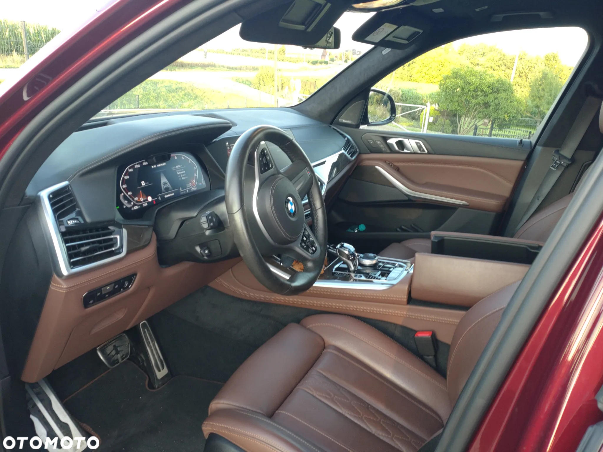 BMW X5 M M50i - 11