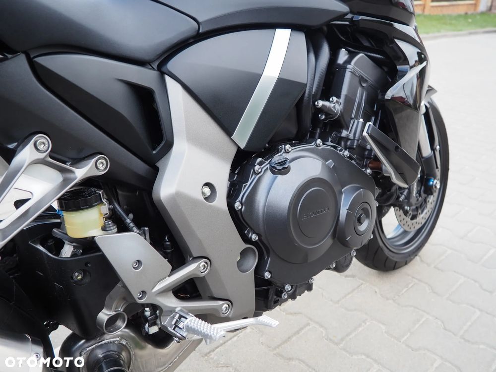 Honda CB - 26