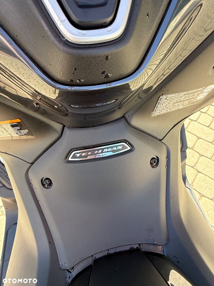 Yamaha Tmax - 8