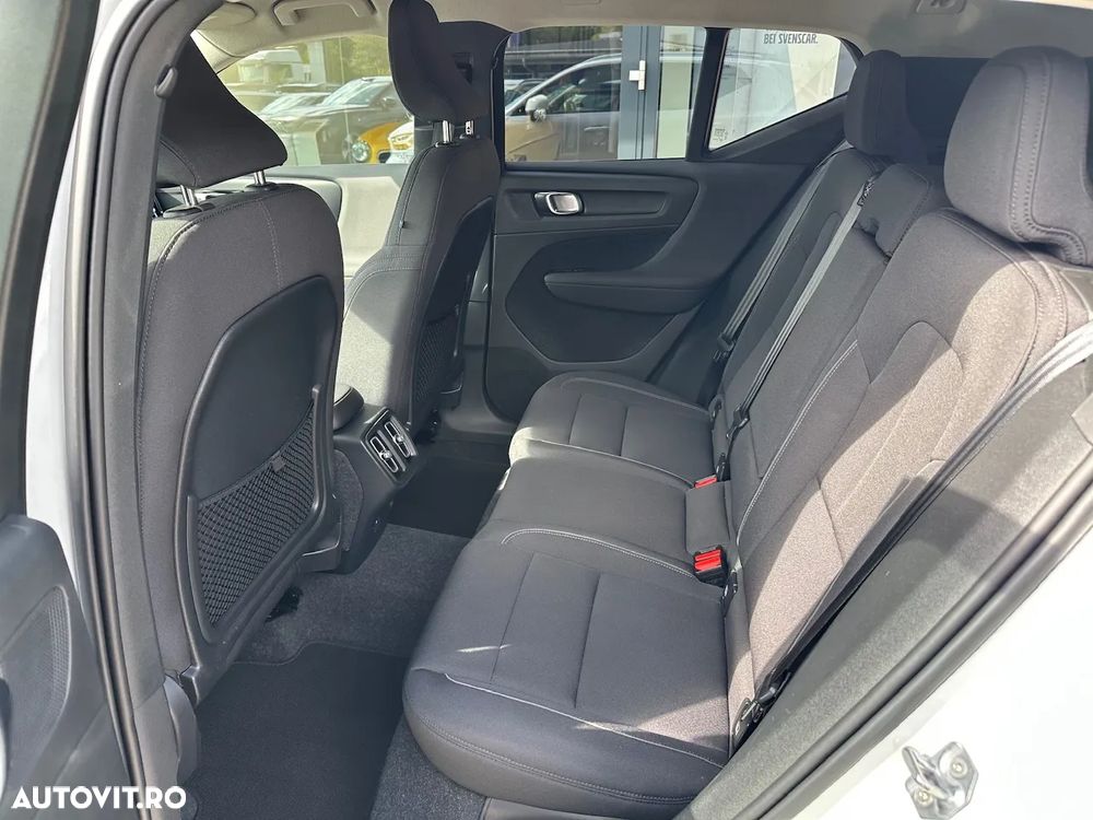 Volvo XC 40 T2 Momentum - 13