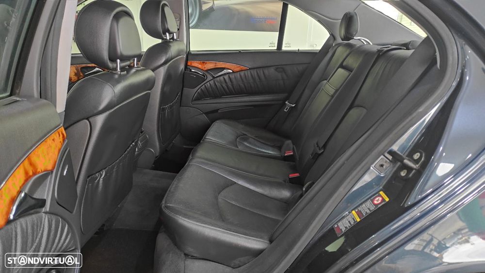 Mercedes-Benz E 220 CDi Avantgarde Aut. - 18