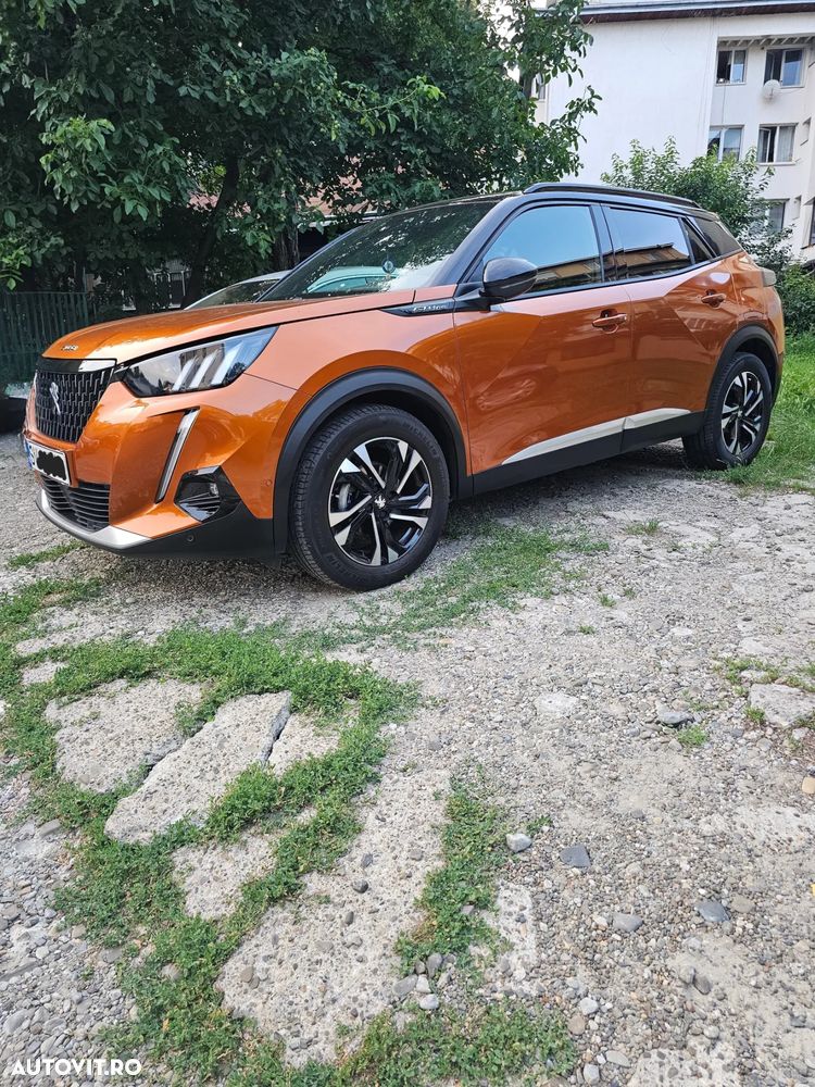 Peugeot 2008 1.2 L PureTech STT EAT8 GT Line - 5