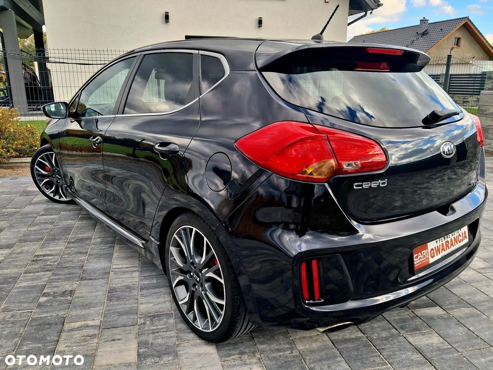 Kia Ceed 1.6 T-GDI GT - 15
