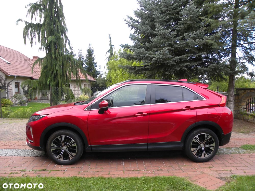 Mitsubishi Eclipse Cross 1.5 T-MIVEC CVT 4WD Spirit+ - 3