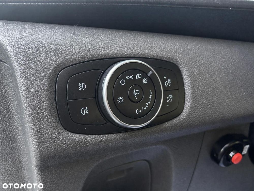Ford Tourneo Custom 2.0 TDCi L2 Trend SelectShift - 20