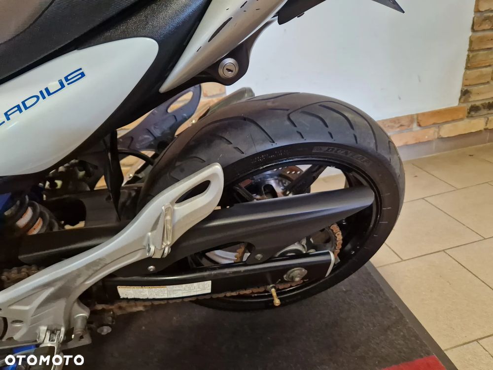 Suzuki Gladius - 13