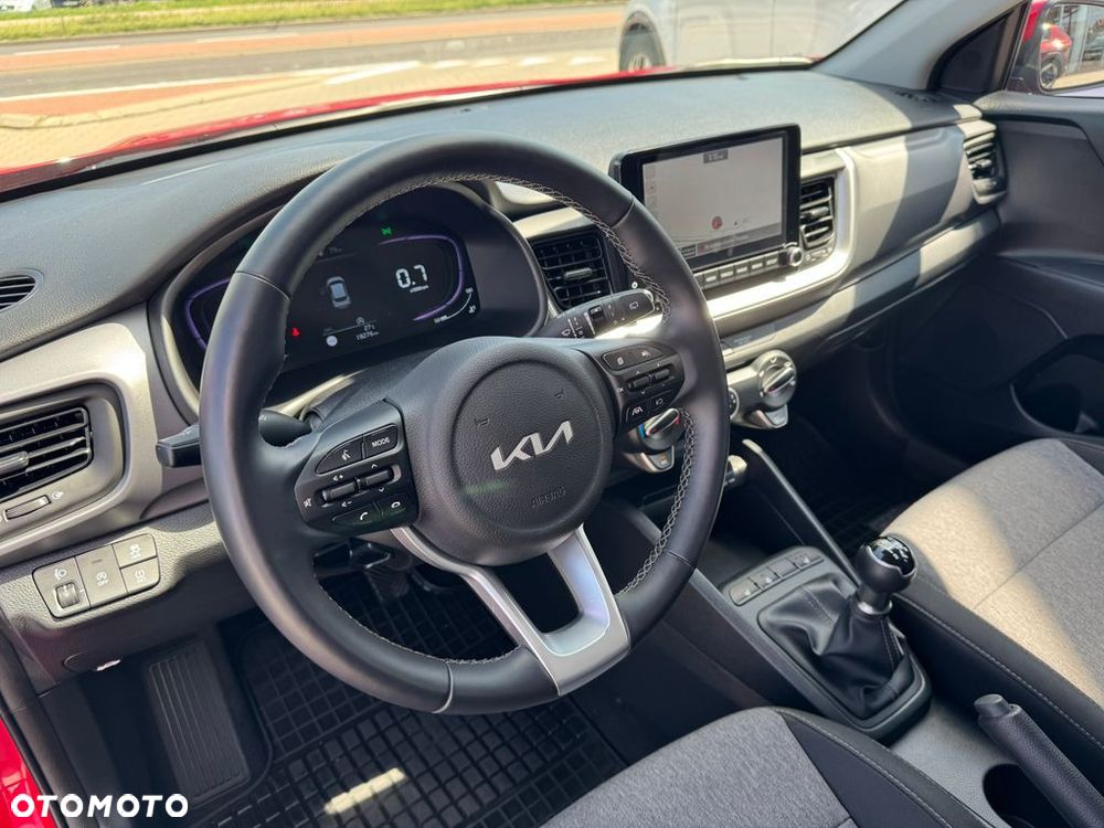 Kia Stonic 1.2 M - 10