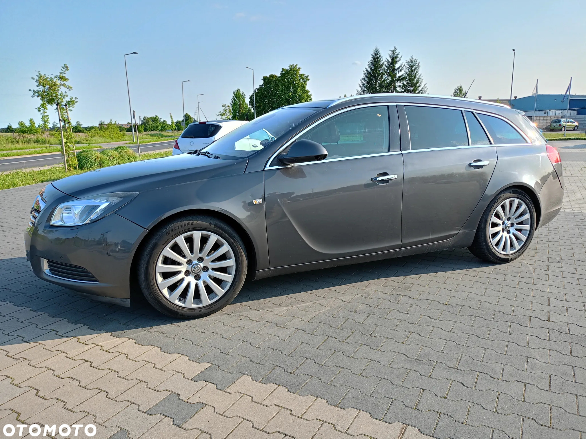 Opel Insignia 2.0 CDTI Active - 10
