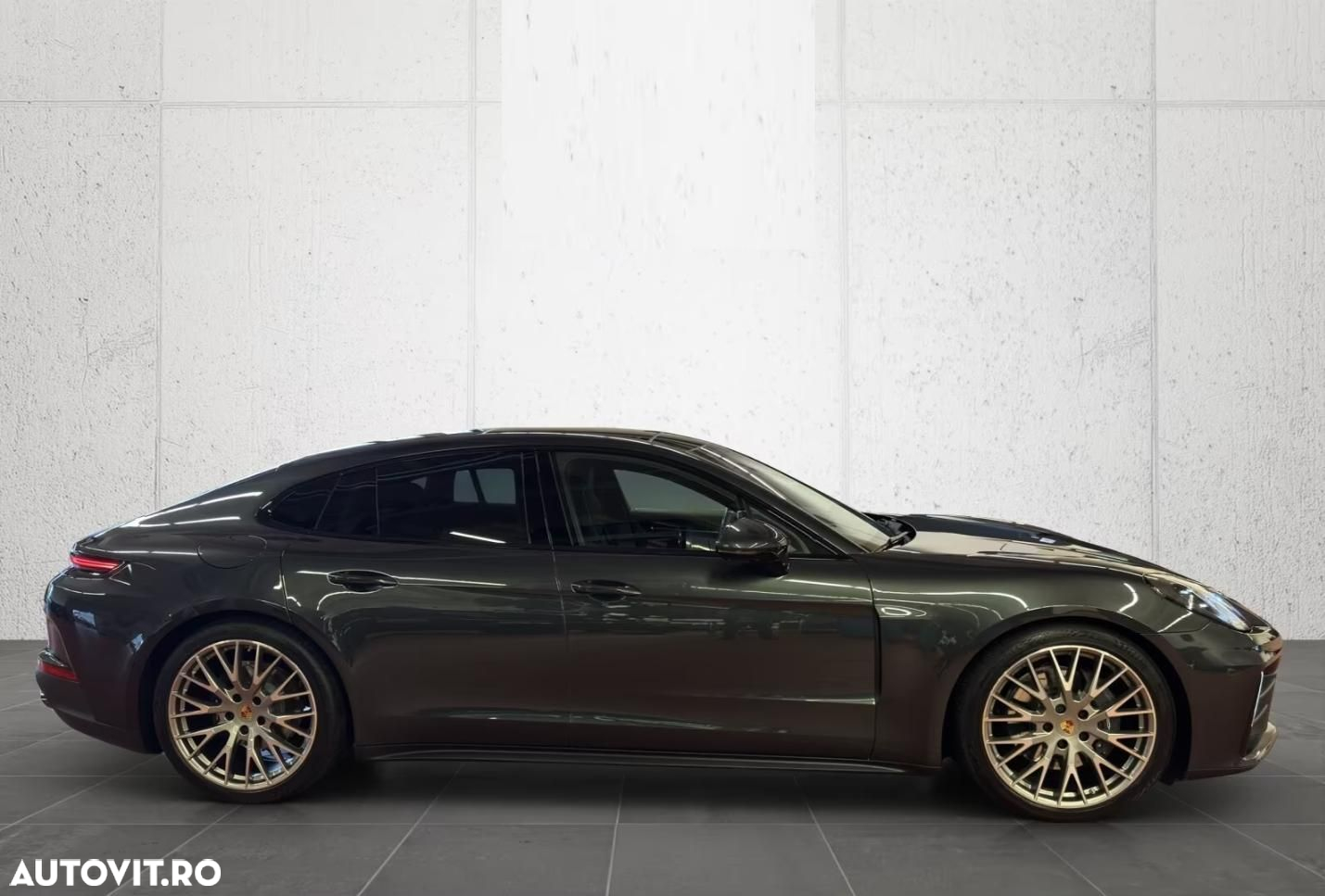 Porsche Panamera - 5