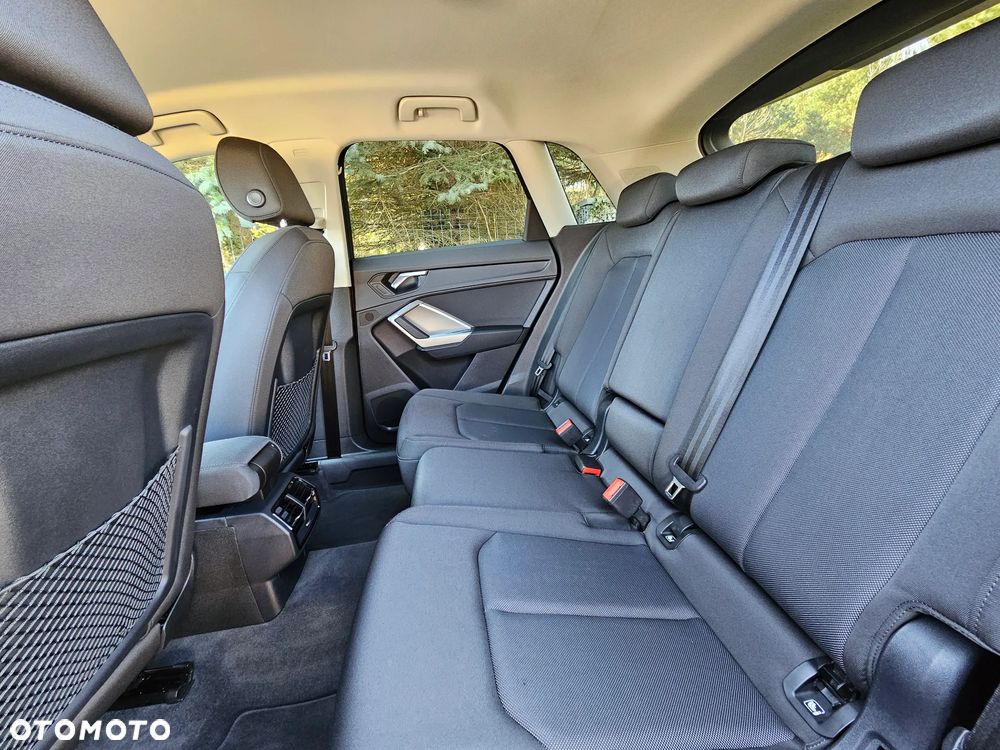 Audi Q3 35 TDI Quattro Advanced - 36