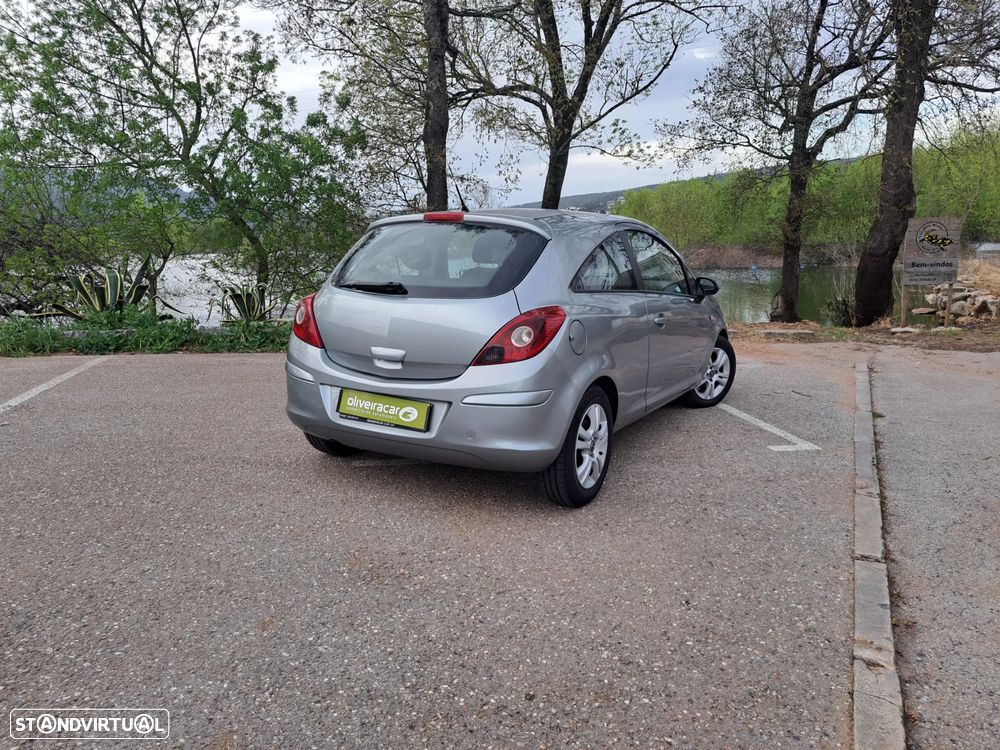 Opel Corsa 1.3 CDTI Stripes - 4
