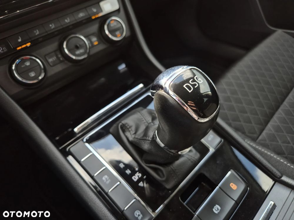 Skoda Superb 2.0 TDI 4x4 Style DSG - 35