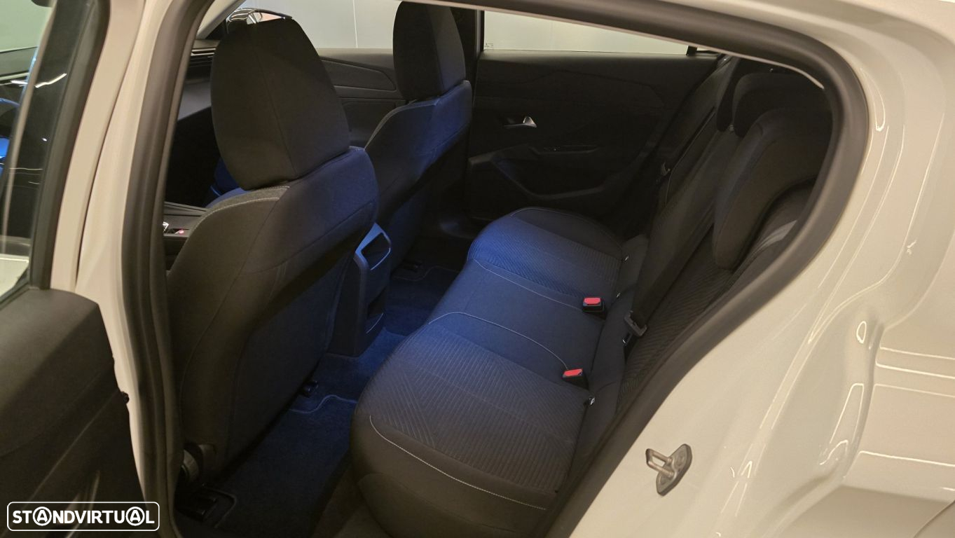 Peugeot 308 1.6 Hybrid GT Pack e-EAT8 - 40
