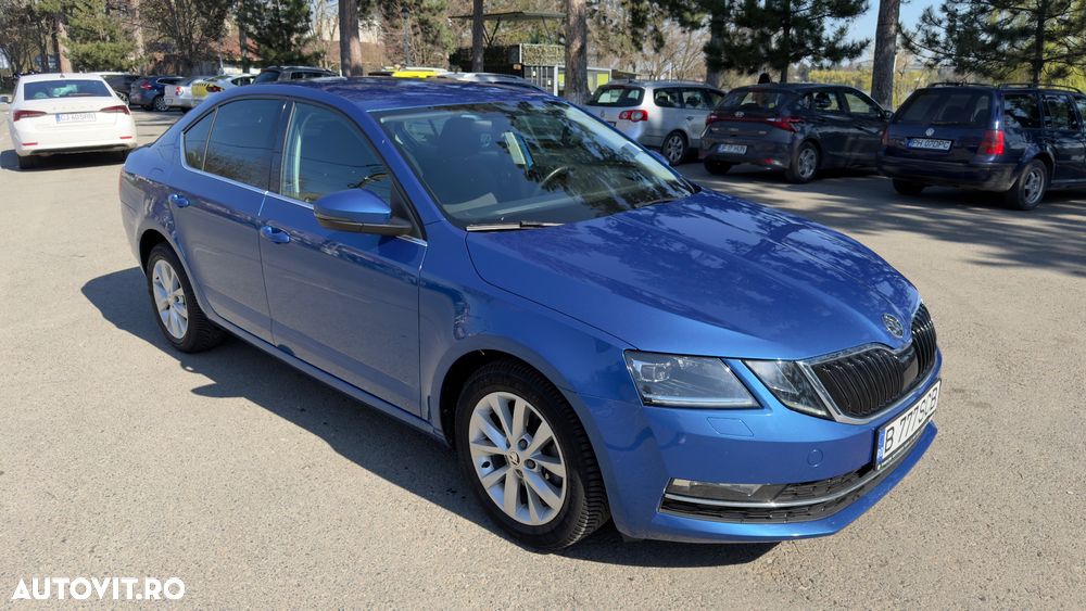 Skoda Octavia 2.0 TDI DSG Style - 2