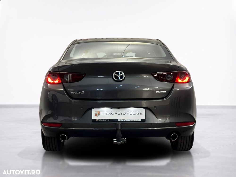 Mazda 3 - 5