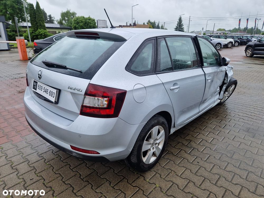 Skoda RAPID 1.0 TSI Ambition - 4