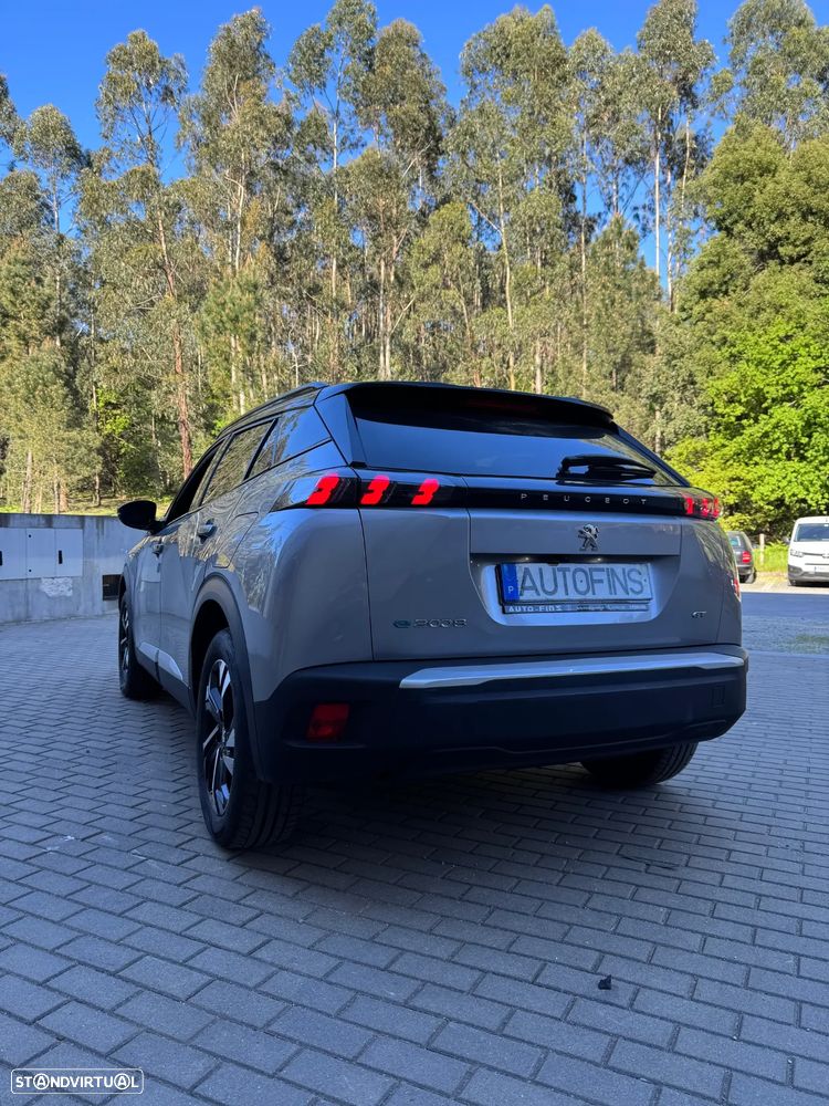 Peugeot e-2008 50 kWh GT - 5