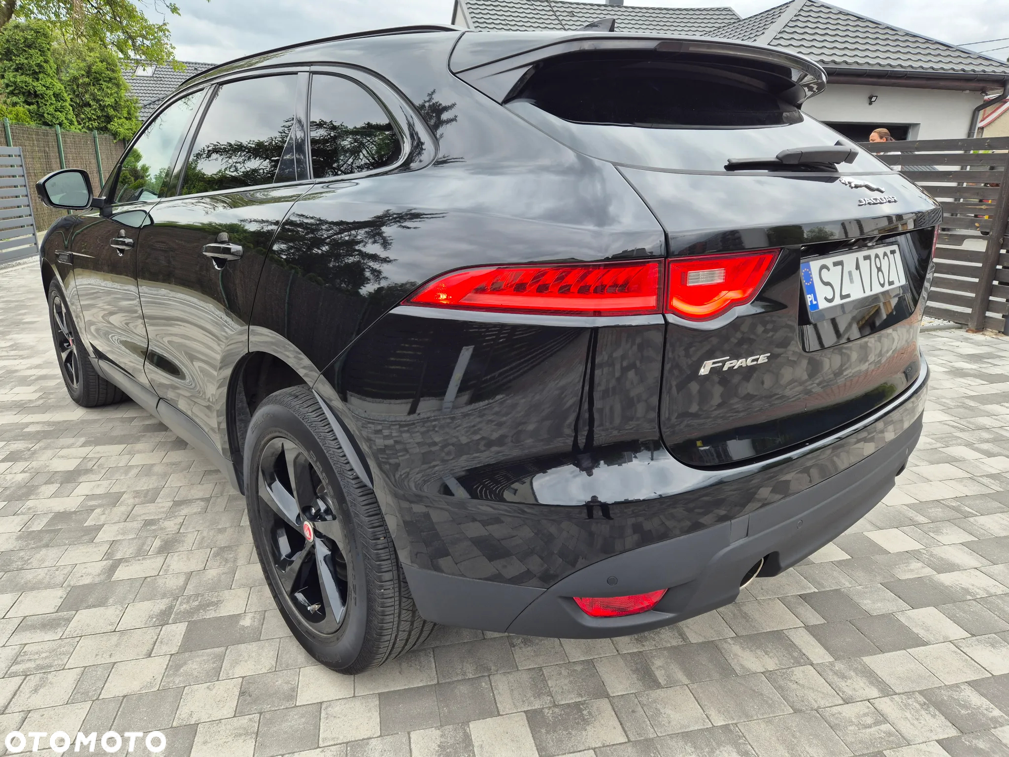 Jaguar F-Pace P250 AWD - 6