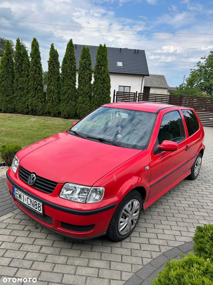 Volkswagen Polo - 1