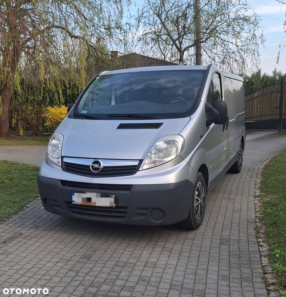 Opel Vivaro - 2