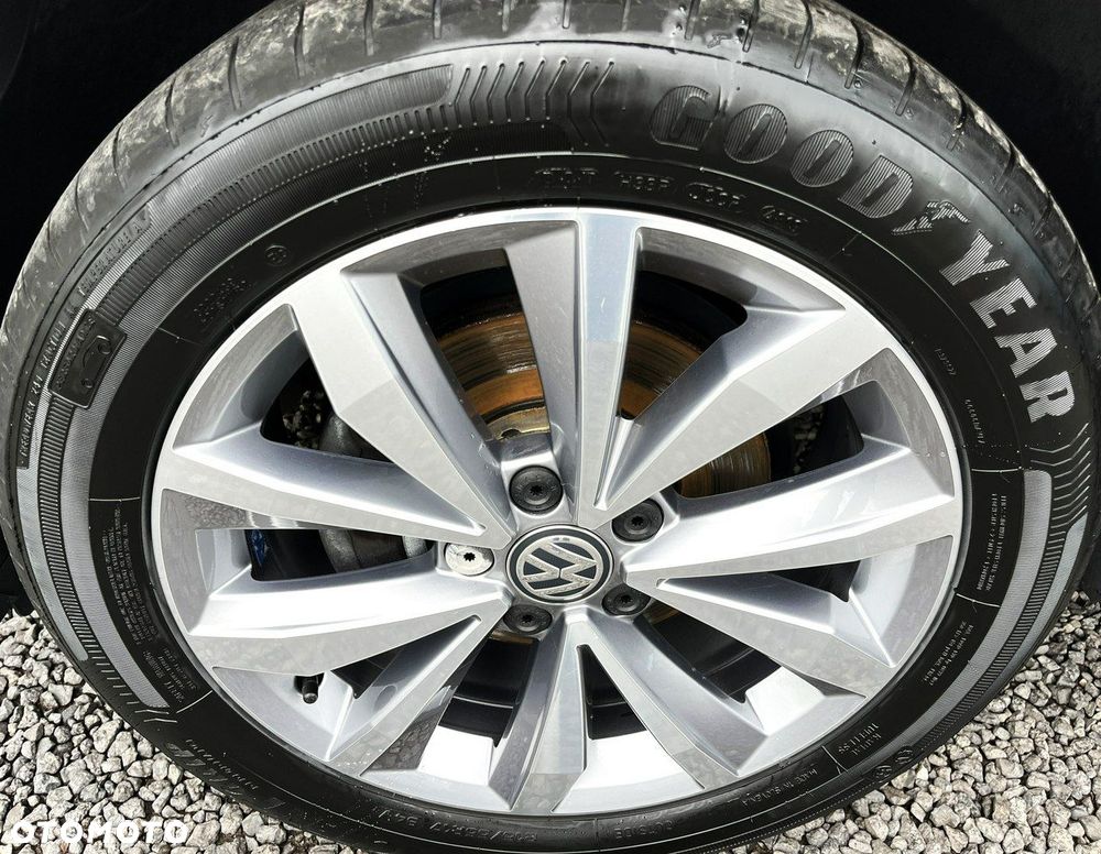 Volkswagen T-Roc 1.0 TSI Style - 39