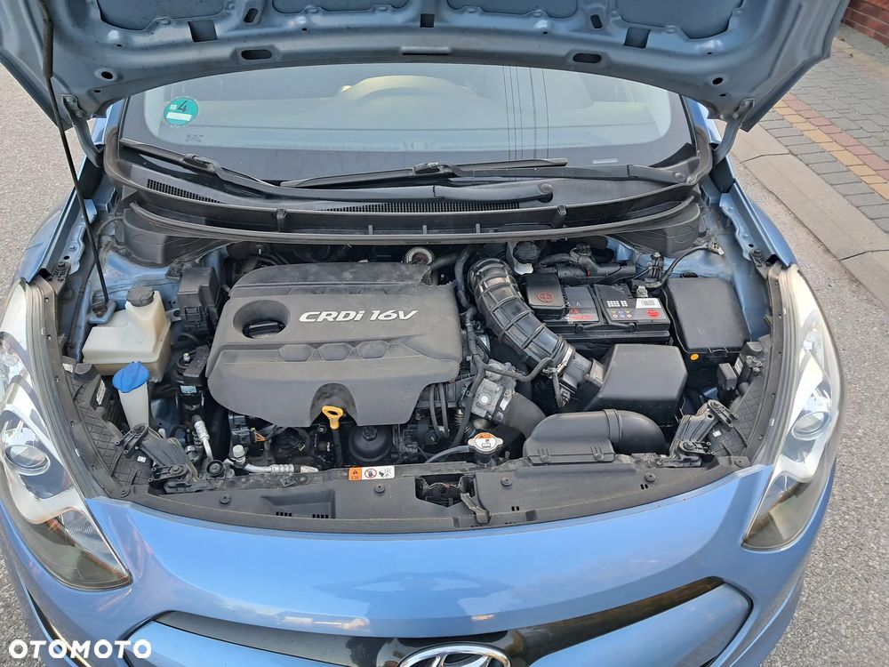 Hyundai i30 1.6 CRDI Trend - 9