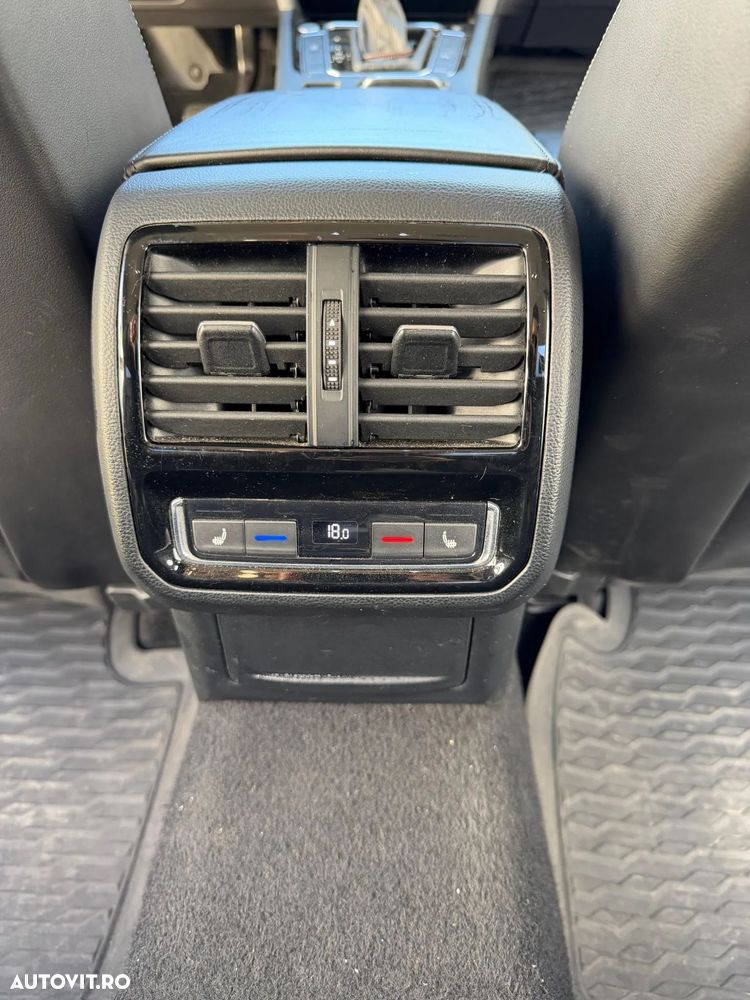Volkswagen Passat 2.0 TDI SCR DSG Elegance - 8
