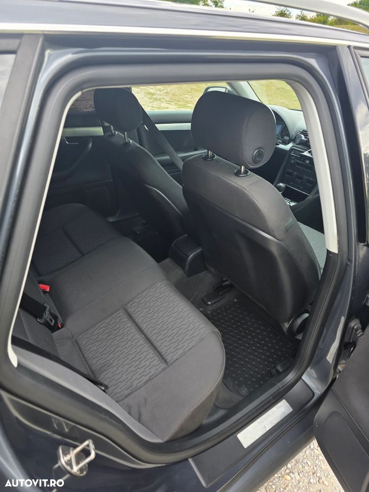 Audi A4 Limuzina 2.0 TDI - 11