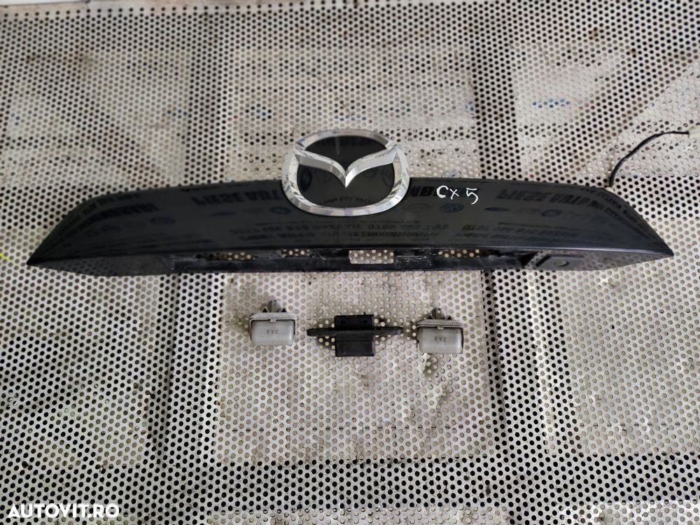 Ornament Lampa Numar Buton Deschidere Haion Hayon Mazda CX5 CX-5 An 2013-2014-2015-2016-2017 Dezmem - 4