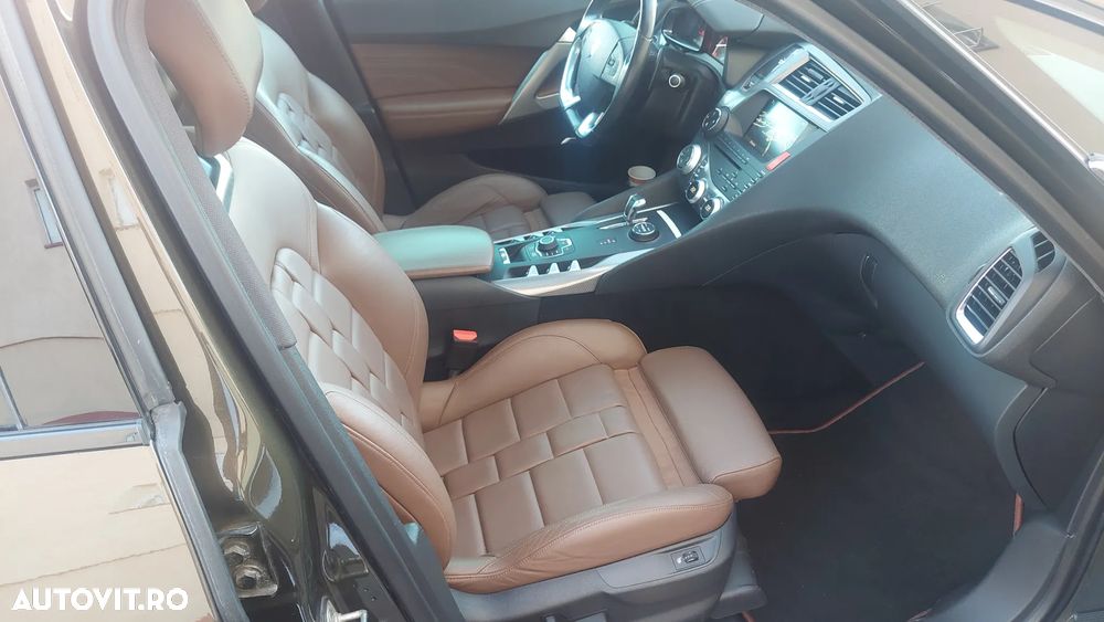 Citroën DS5 Hybrid4 EGS6 Business - 7