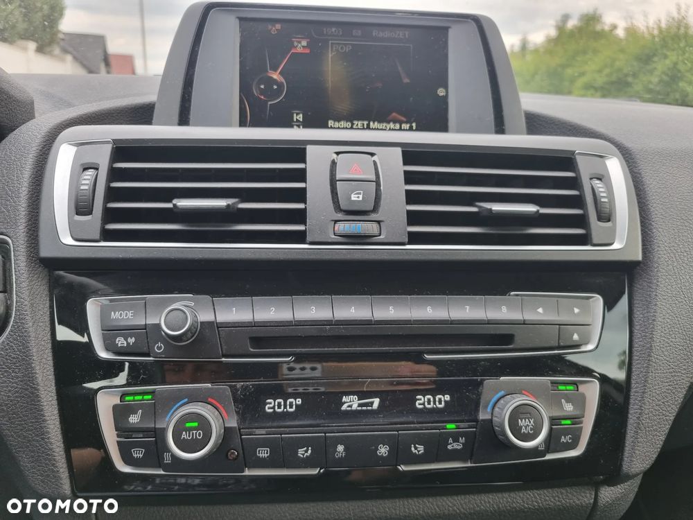BMW Seria 1 116i Sport Line - 22