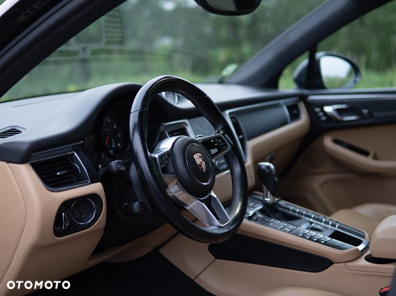 Porsche Macan - 9