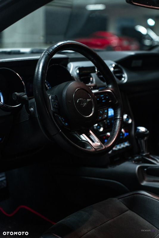 Ford Mustang 5.0 V8 GT - 9