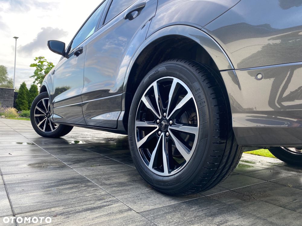 Ford Kuga 1.5 EcoBoost 2x4 ST-Line - 17