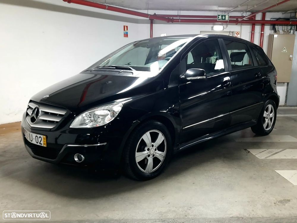 Mercedes-Benz B 200 CDI - 1