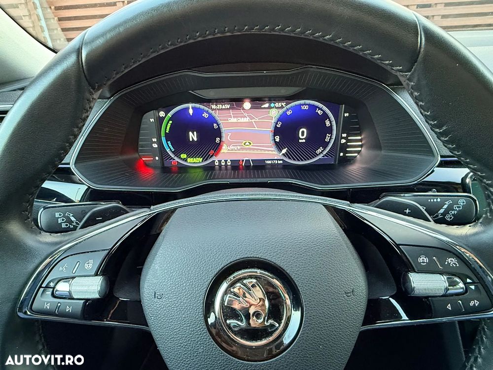 Skoda Superb Combi 1.4 TSI iV DSG L&K - 16