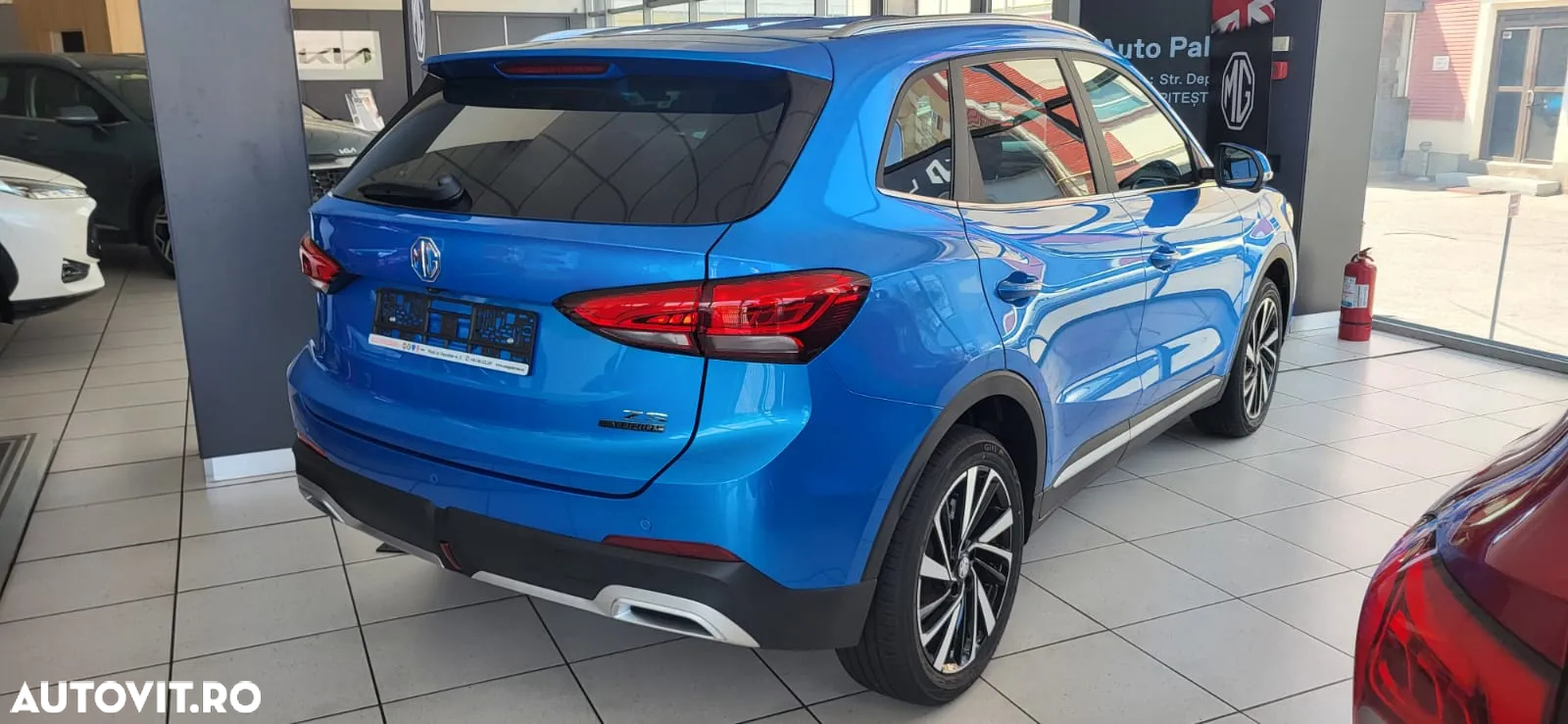 MG ZS HEV 1.5 GSI AT Exclusive - 6