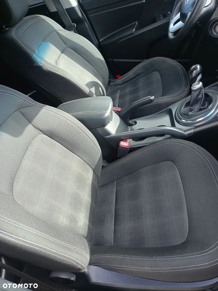 Kia Sportage 1.6 GDI L 2WD - 16