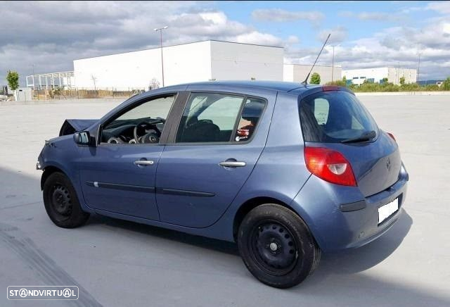 Peças Renault Clio III 2005 a 2010 - 44