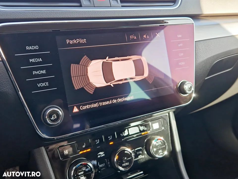 Skoda Superb 2.0 TDI DSG 4X4 Style - 22